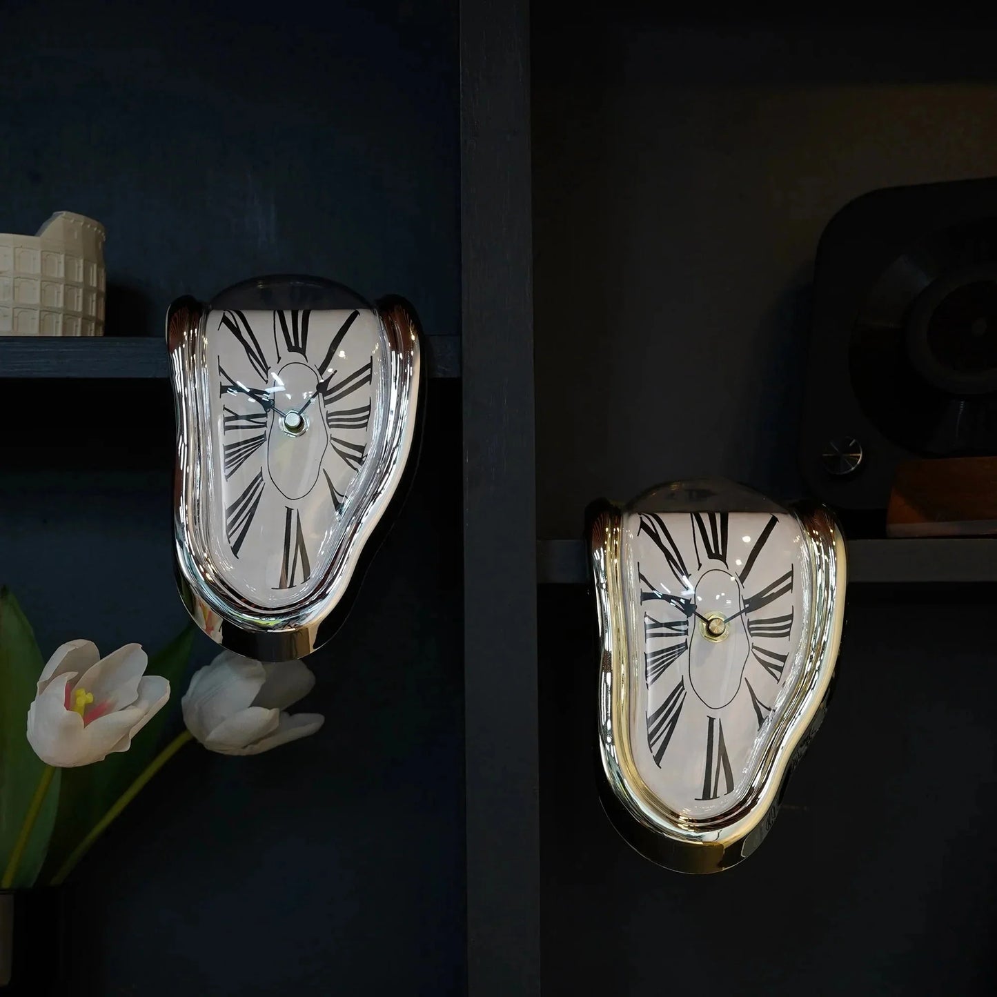 DALI Melting Clock - Zenobia’s Aura