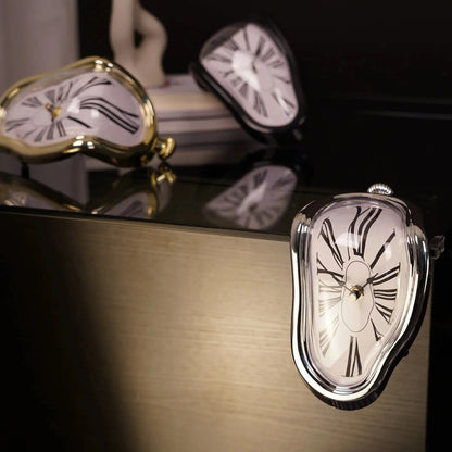 DALI Melting Clock - Zenobia’s Aura